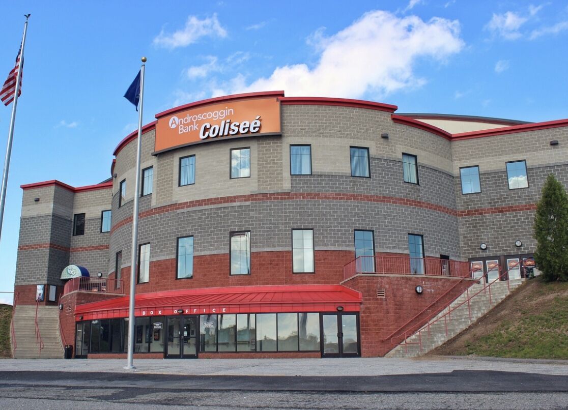 Front of Colisee (1).JPG